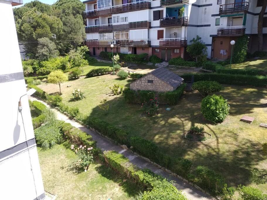 Acogedor Apartamento Con Bellas Vistas Al Embalse San Martín de Valdeiglesias Eksteriør bilde