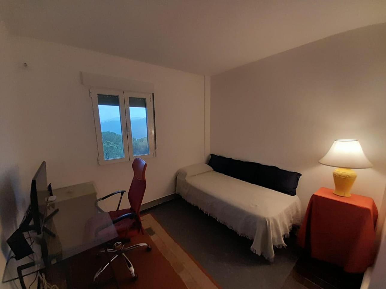 Acogedor Apartamento Con Bellas Vistas Al Embalse San Martín de Valdeiglesias Eksteriør bilde