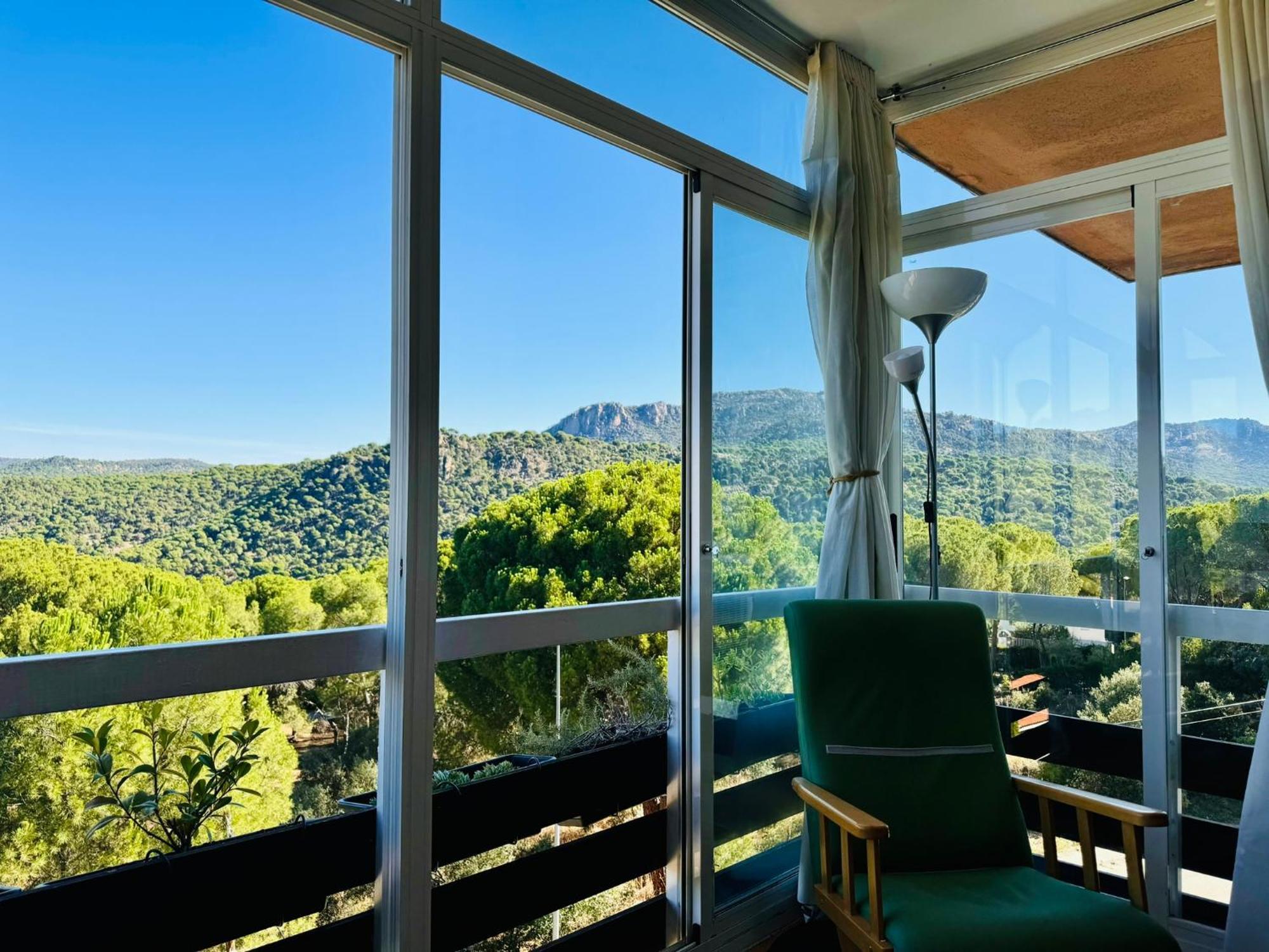 Acogedor Apartamento Con Bellas Vistas Al Embalse San Martín de Valdeiglesias Eksteriør bilde